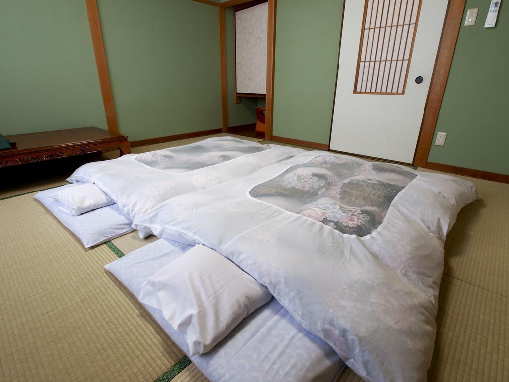 Sazu Onsen Yusho Hotel Kami  Szoba fotó